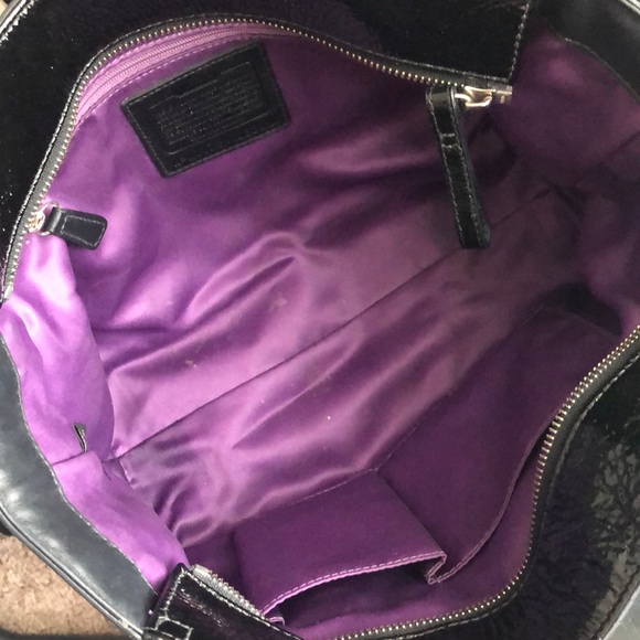 🎉Price Drop 🎉 Coach Patent Leather Tote - Picture 4 of 6